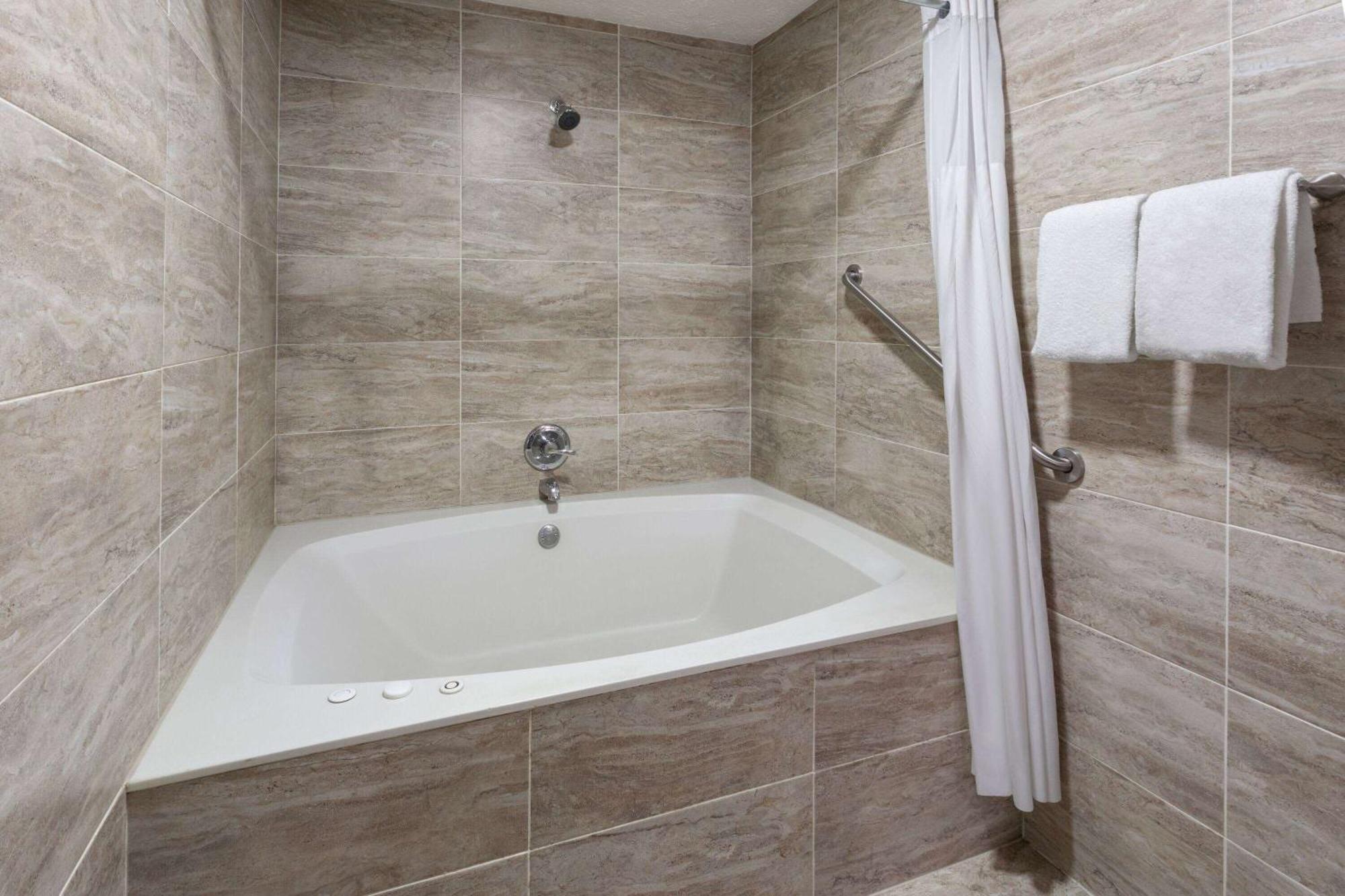 Days Inn By Wyndham Douglasville-Atlanta-Fairburn Road Exteriör bild