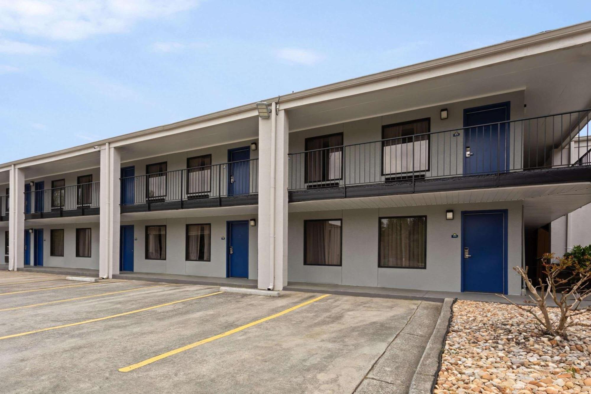 Days Inn By Wyndham Douglasville-Atlanta-Fairburn Road Exteriör bild